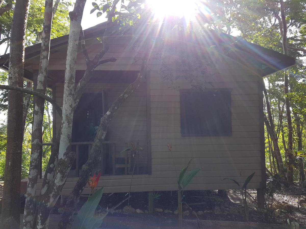 Hidden Haven Hostel Unitedville Exterior photo
